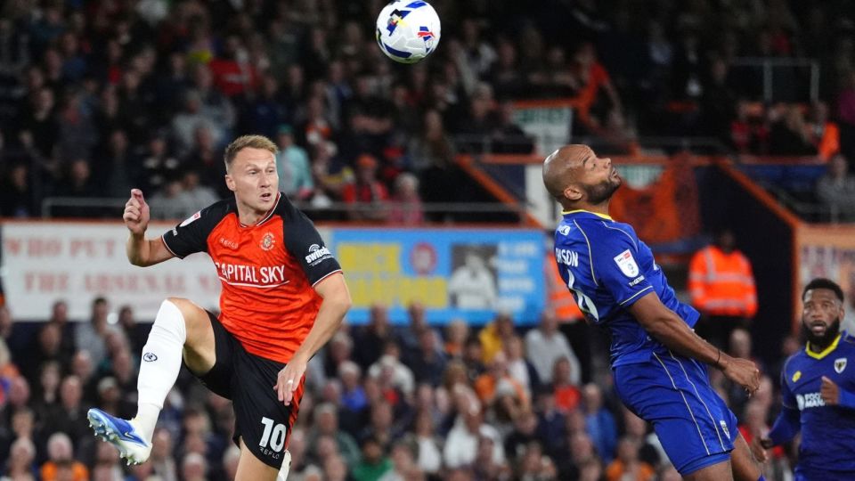 关于刷新纪录引发热议！，穆雷在曼联比赛中大比分获胜赛场气氛高涨的信息-开云登录