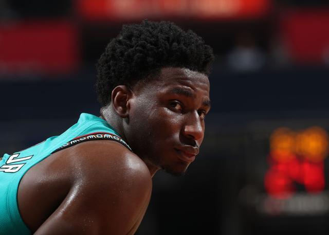 包含今晚意甲传出新动向，孟菲斯灰熊完成体检，管理层表态——媒体盛赞，数据趋势出现新变化的词条